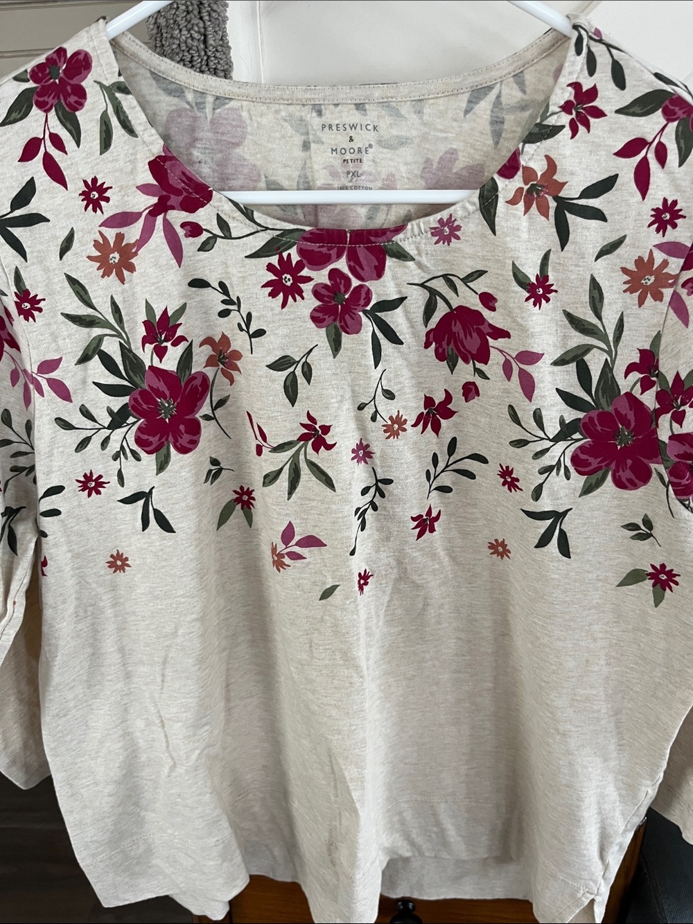 Preswick & Moore Cream Short Sleeve Top with Pink Floral Print